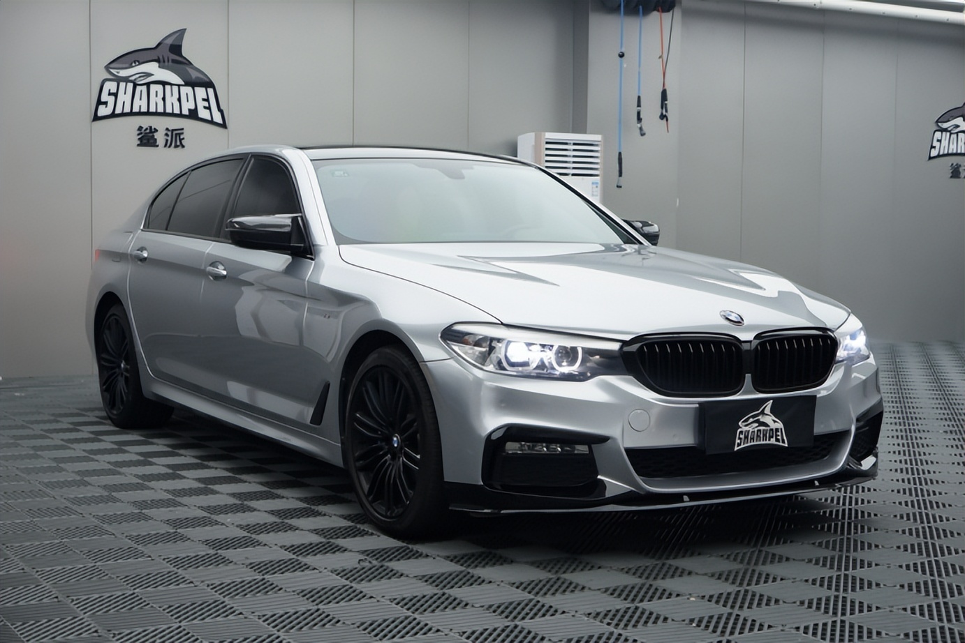 宝马贴什么改色膜回头率高,宝马730改色膜十大排名颜色