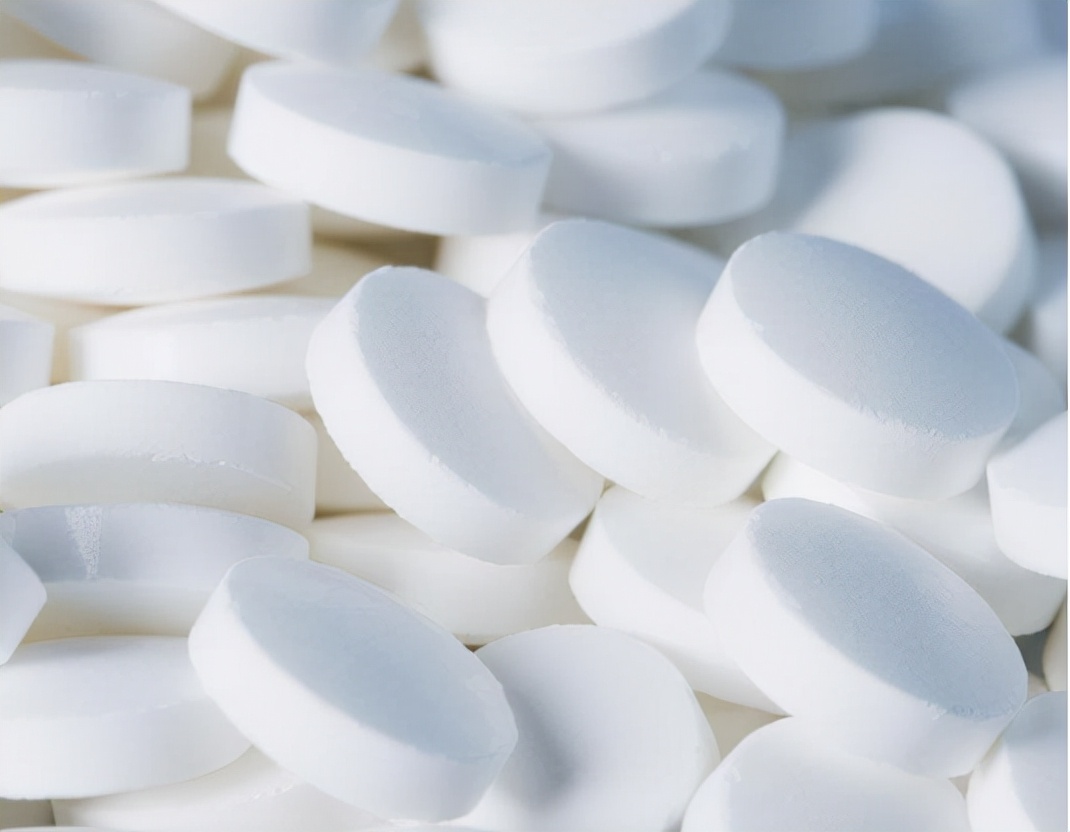 甲钴胺就是B12吗,甲钴胺就是营养神经的吗