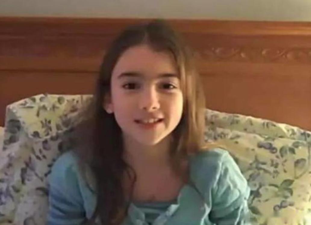 拇指姑娘出生时只有10公分,拇指姑娘出生时仅280克长大