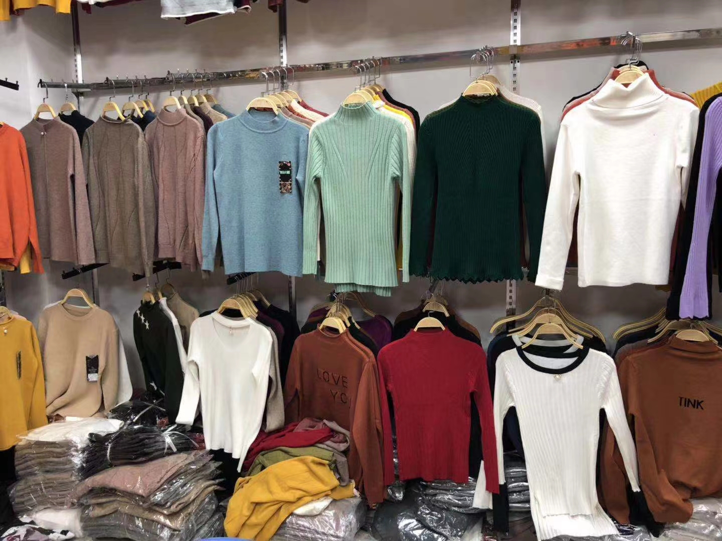 广州十三行女装新款羊羔绒打底裤,广州十三行女装批发一件怎么拿