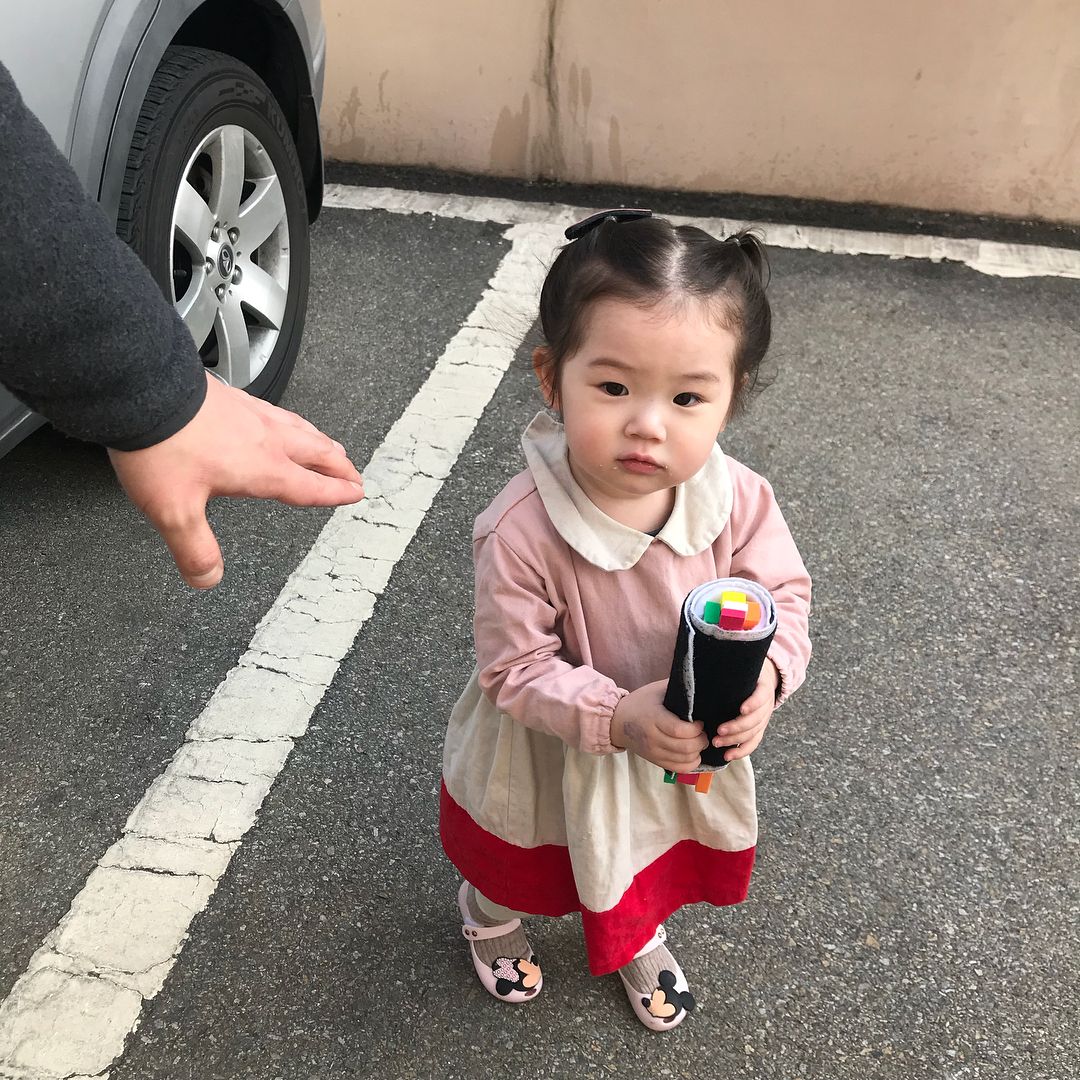 最近超火的可爱小女孩表情包,小女孩可爱萌表情包