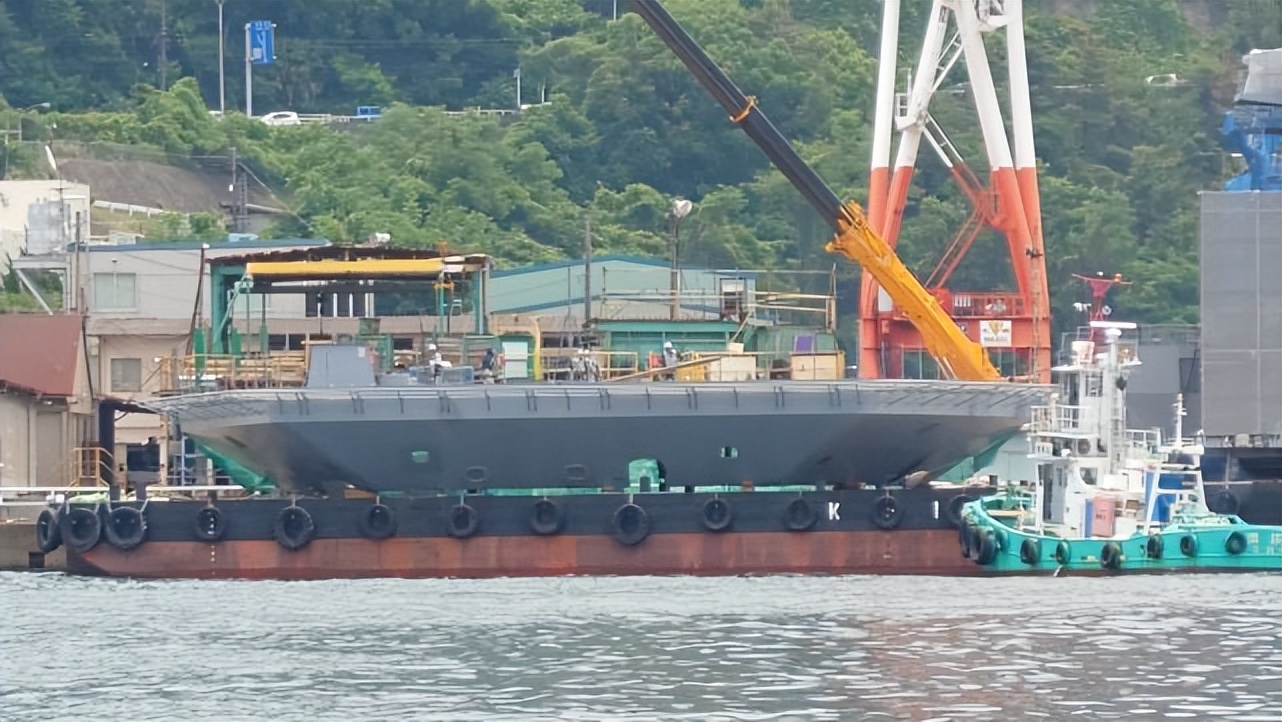 加贺号航母改造最新状态,日本加贺号航母最新改装画面曝光