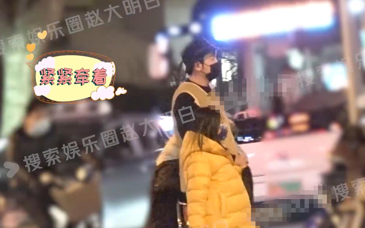 雷佳音带女儿逛街,雷佳音和女儿刚见面