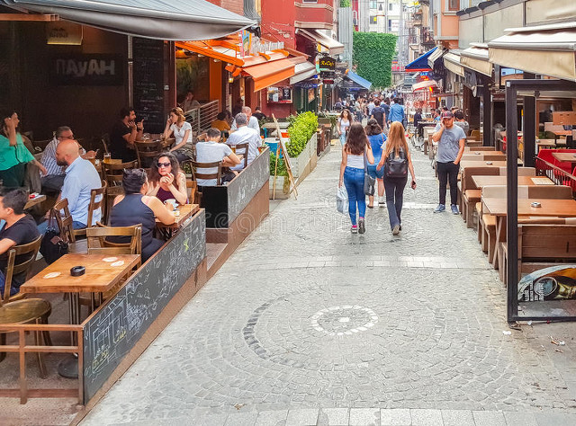土耳其女性可以去夜店吗,土耳其现在值得去吗