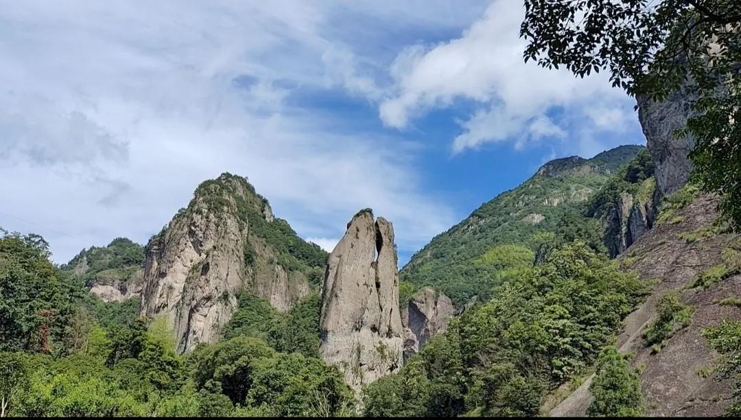 温州雁荡山一日游必去景点灵岩,温州雁荡山一日游