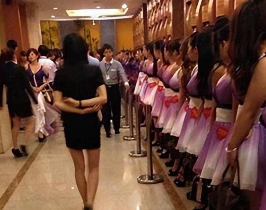 回顾烈女*玉娇邓**：遭三名官员凌辱，当场反杀致一死一伤，法院咋判