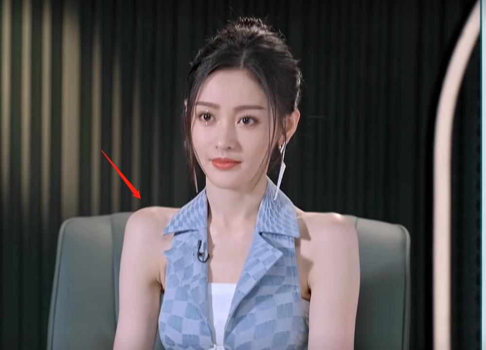 瘦成纸片人的明星,5位纸片人明星瘦成排骨