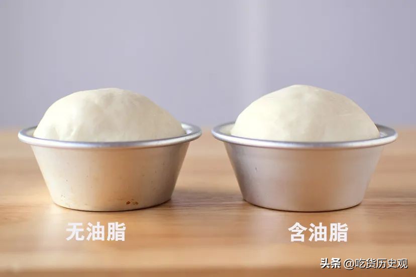 做面包放黄油起到什么作用,做面包用的黄油有啥作用