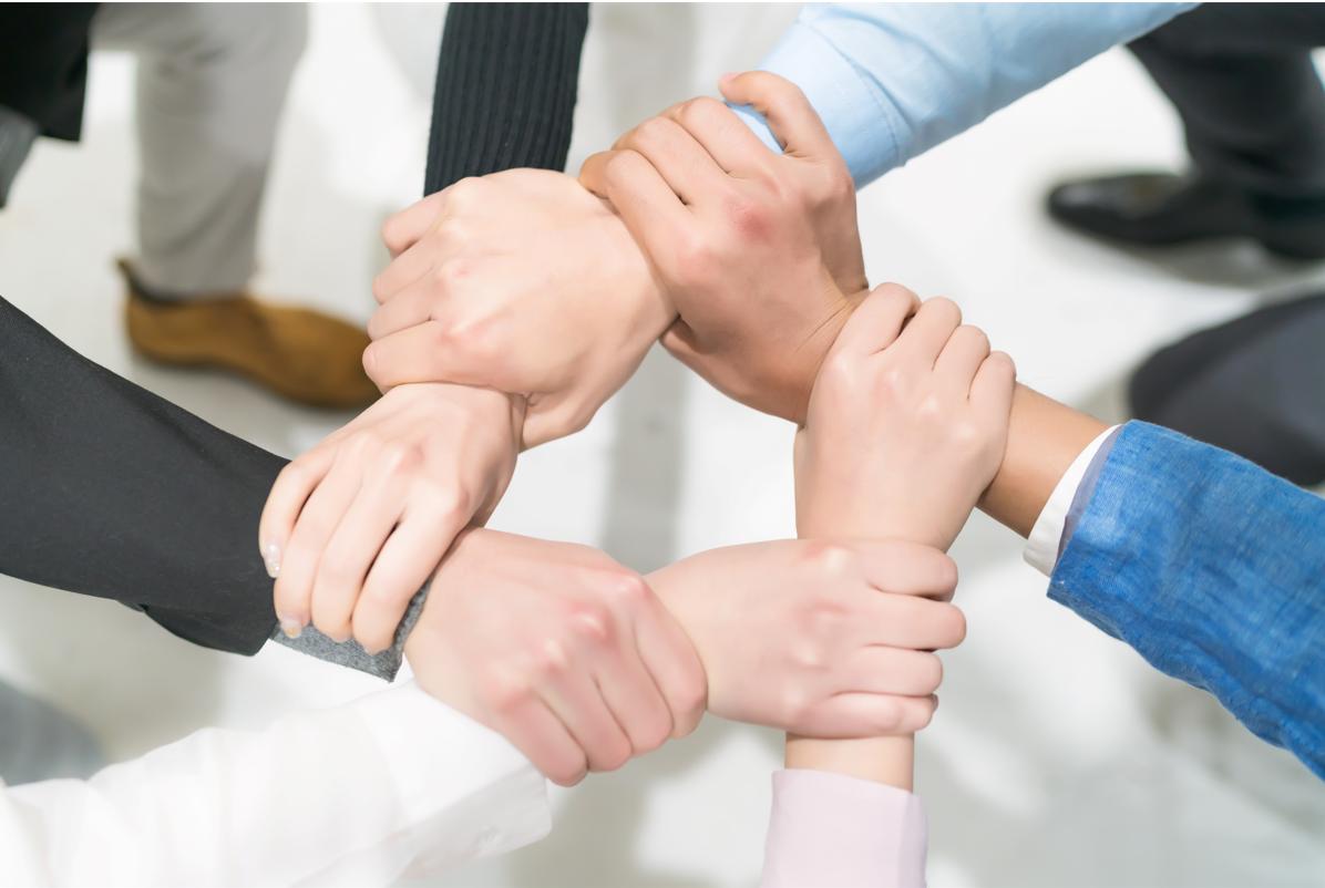 宫颈癌医生说不需要化疗,宫颈癌晚期不能手术肚子疼怎么办