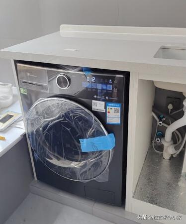 小天鹅和美的洗衣机哪一款比较好,美的和小天鹅洗衣机哪个质量好啊