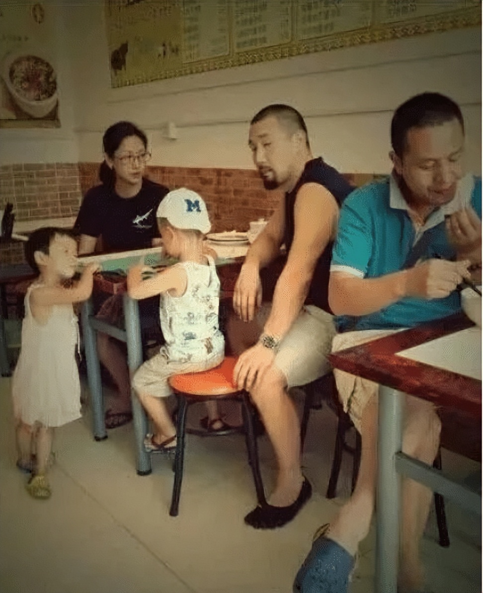 港片经典家有喜事,经典港片家有喜事内容简介