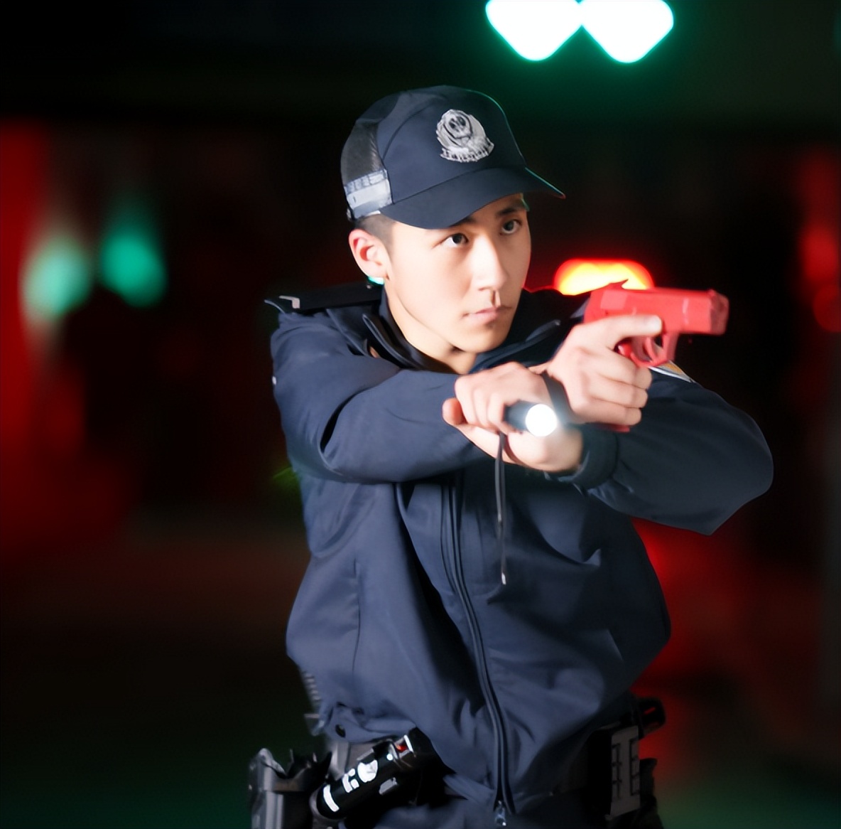 辅警和协警待遇上有区别吗,辅警跟警察一字之差怎么回答