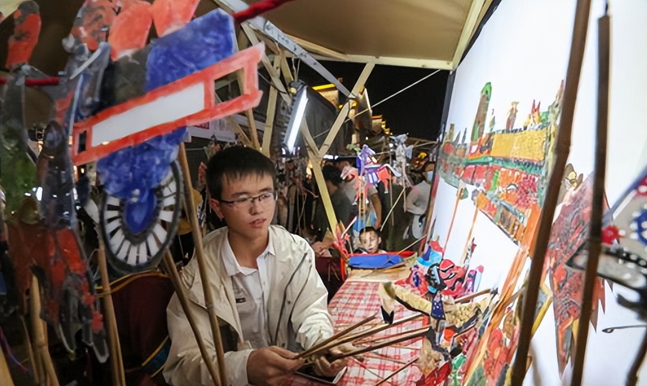 男子也能成为绣花郎！他靠一根绣花针就能带领乡亲们脱贫致富！