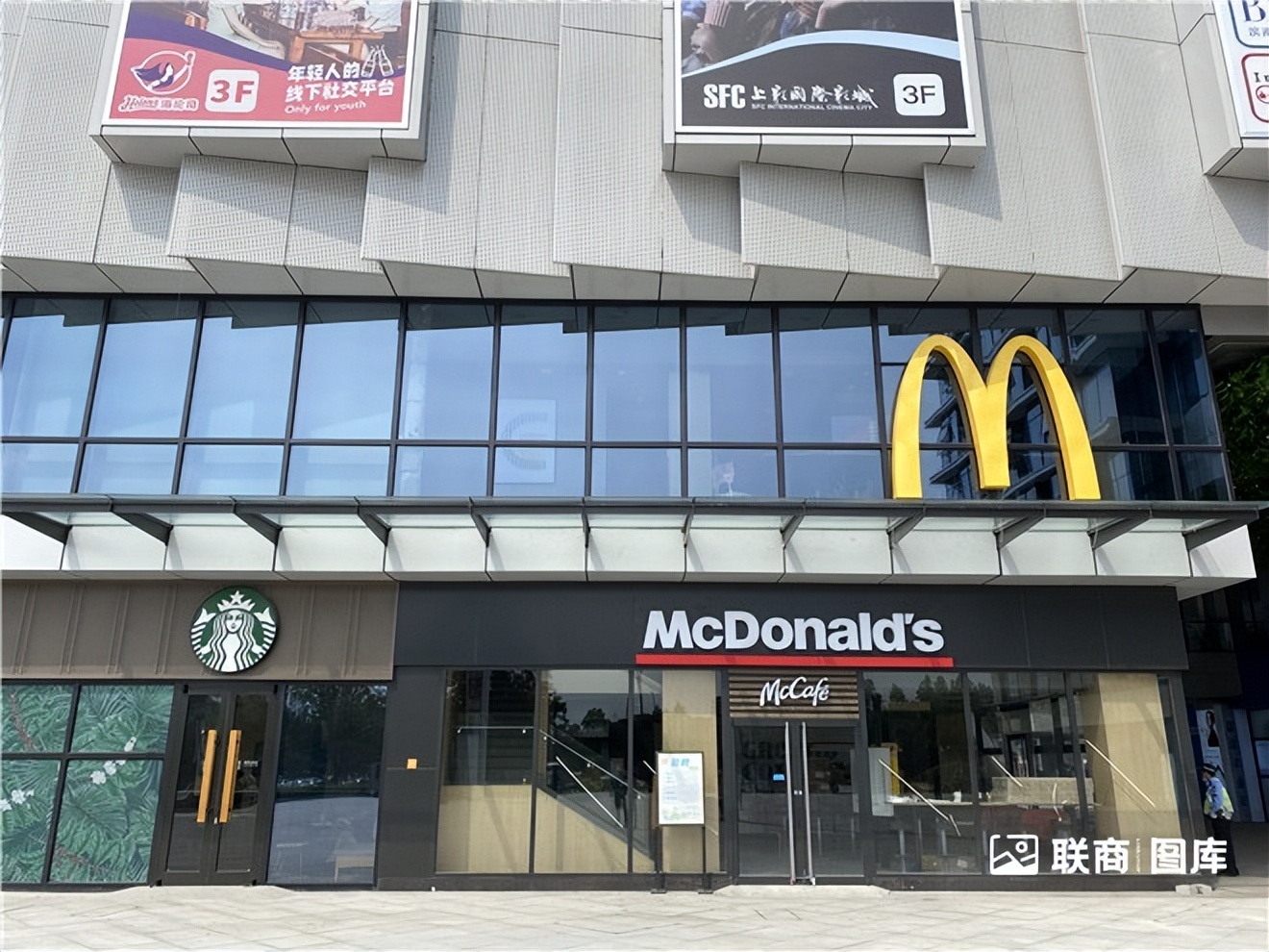 “鸽王”、潮玩街区…实探杭州近期新开的三个商场