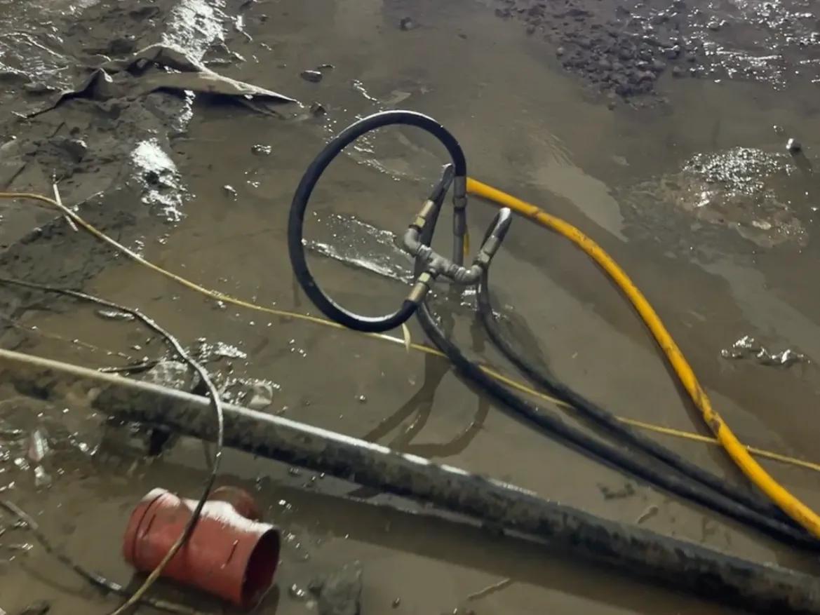 地下车库渗水堵漏怎么做最好,地下车库墙体漏水怎么补救