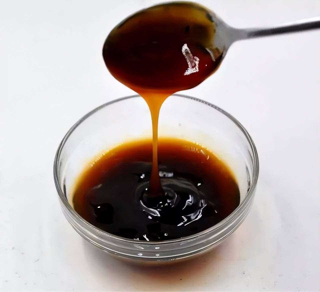 穷小子打拼十年成了亿万富翁,穷小子靠打拼成亿万富翁