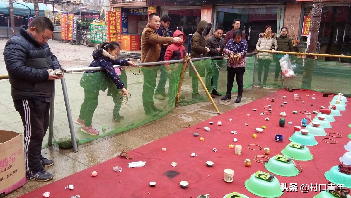 村里偏僻的地方卖什么比较赚钱,在农村摆摊晚上卖什么比较赚钱