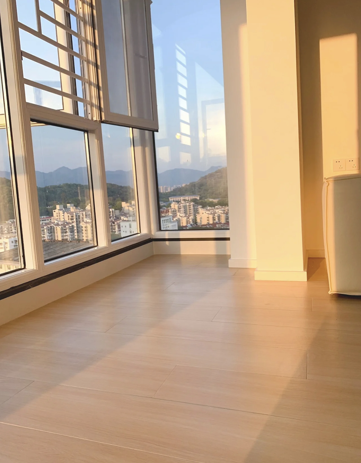 木纹砖实不实用,肌肤釉木纹砖入住后真实感受