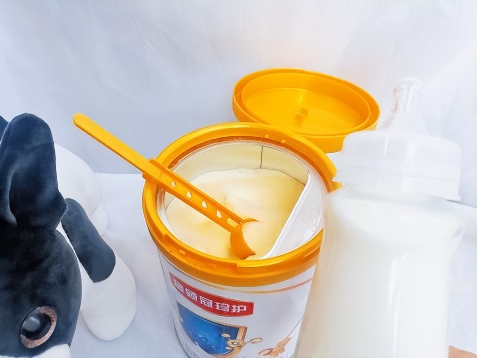 奶粉排行榜十强推荐金领冠珍护,奶粉排行榜前十位选金领冠品质好