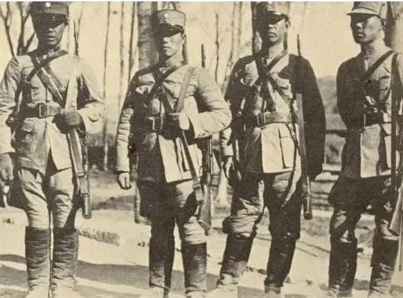 西安事变后，张学良向周恩来提出：能否派徐老虎帮我们