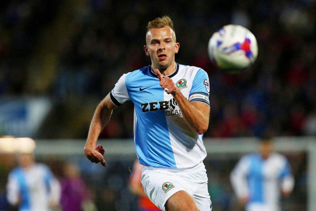 英足总杯赫尔城vs伯明翰,英冠赫尔城与布莱克本比赛消息