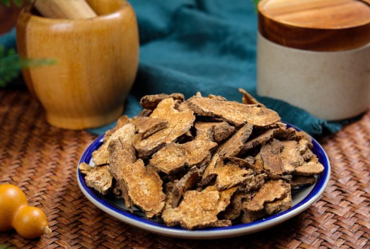 顽固性寒性胃痛中医,软肝化瘀中成药吃了胃痛