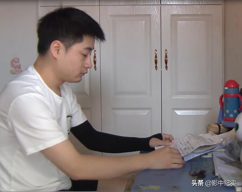 十岁的男孩开卡丁车追尾,10岁男孩玩卡丁车拦腰截瘫