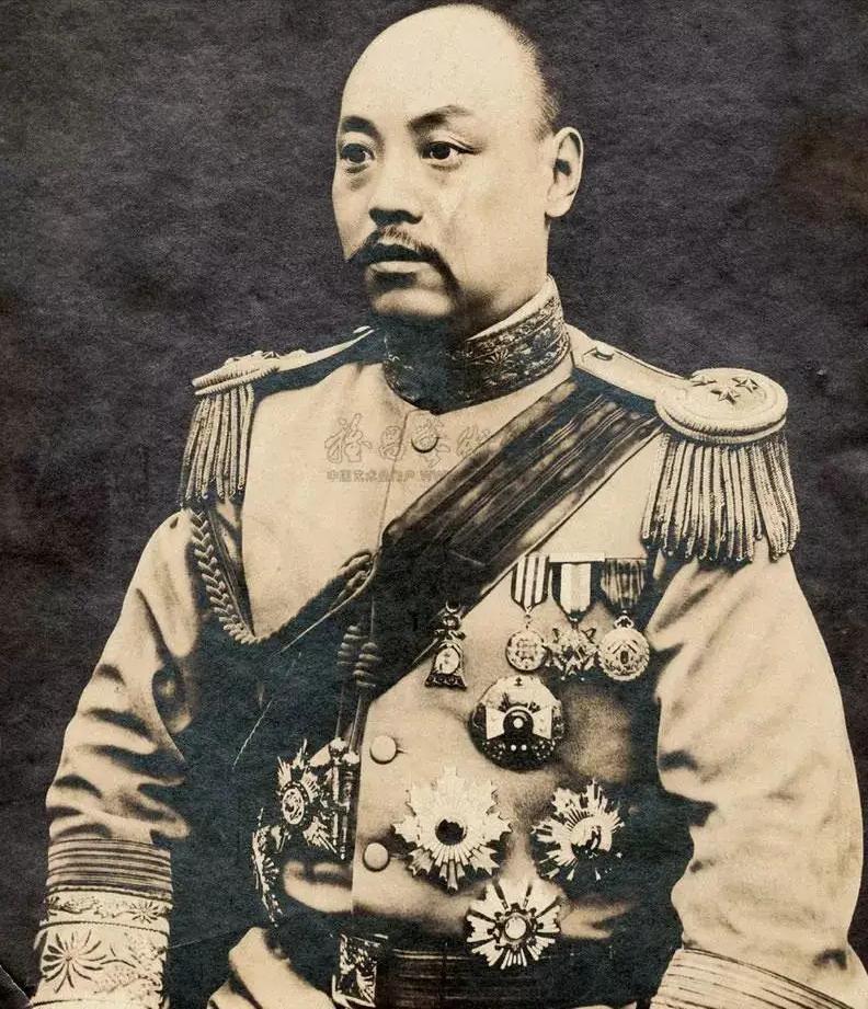 张作霖被炸死后日本首相痛哭不止,张作霖被日本炸死的事件