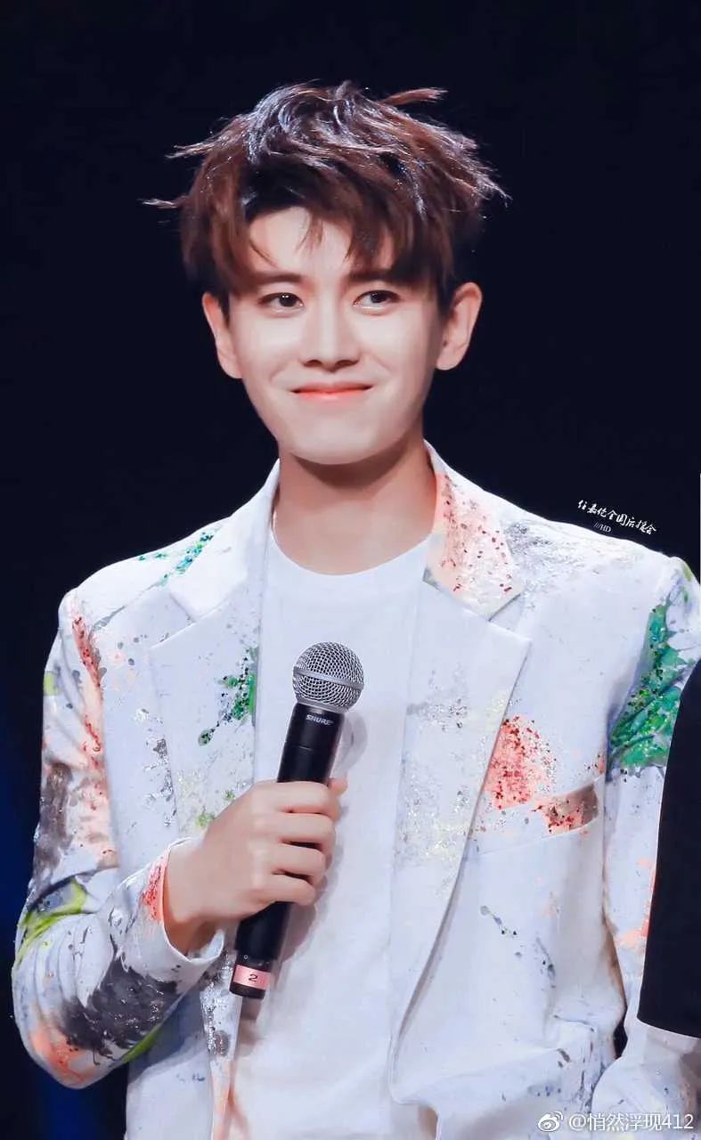 爱豆表格图任嘉伦,任嘉伦头像帅气高清粉色