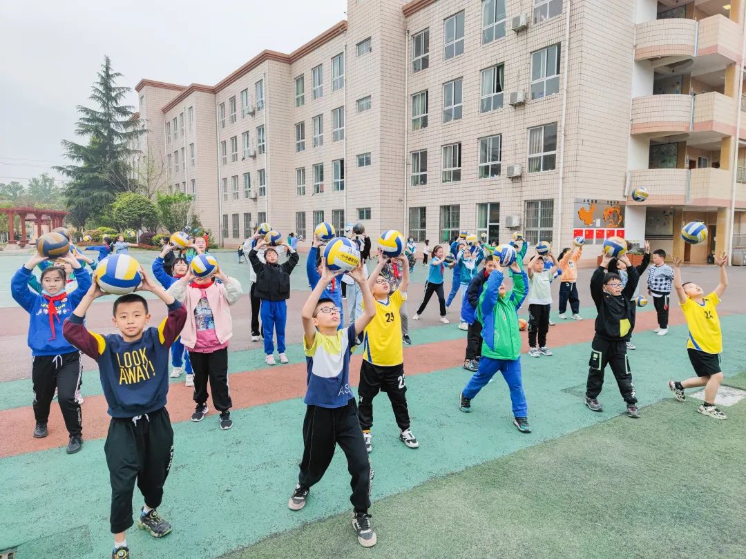 成都市双流区永安小学排球,九江市小学暑期托管