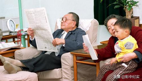 1997年，*小平邓**逝世，夫人卓琳致信*党**中央：*小平邓**交代了5个后事