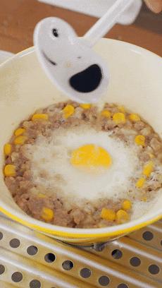 我逢人就夸的神仙搭配！燥热的夏天很该吃，几分钟就能蒸出一锅鲜