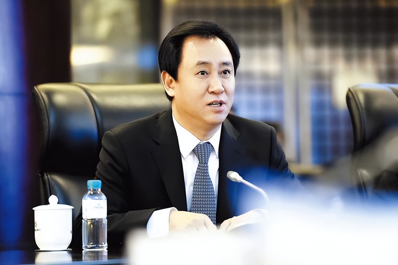 身处困境的许家印,负债两万亿的许家印还能翻身吗