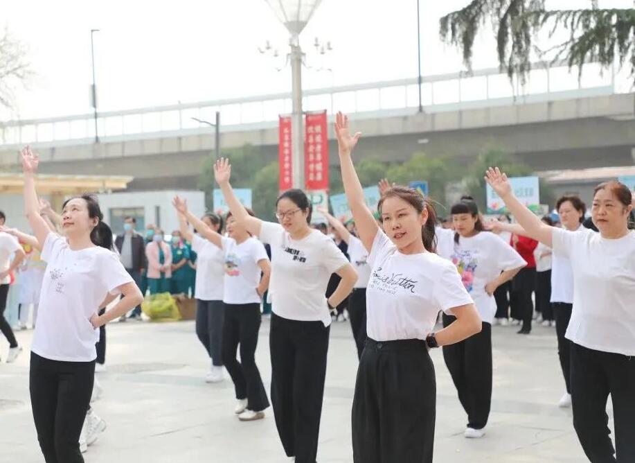 巾帼绽芳华广场舞,巾帼绽芳华舞蹈完整版