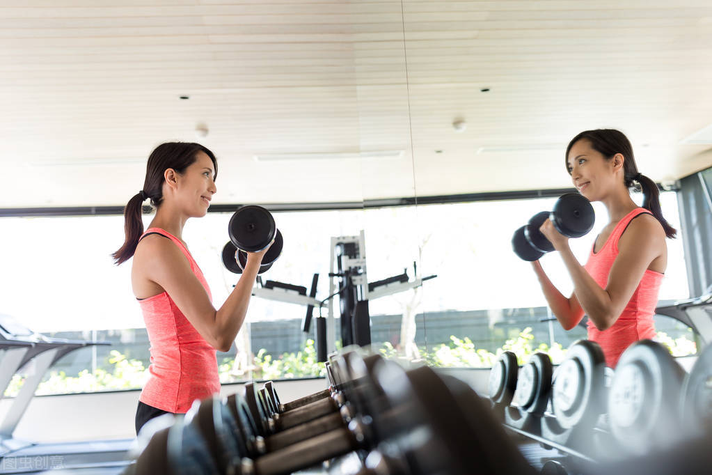 不怕美国的*压打**中国举重还要坚定的前行