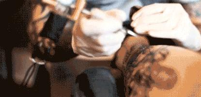 纹身到底是什么感觉,纹身是种什么样的感觉