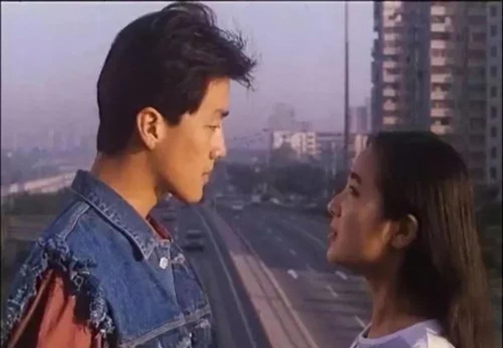 主持人管彤41岁嫁普通丈夫,著名主持人管彤结婚了吗