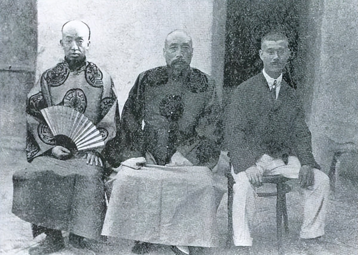 五组镜头下，敦煌莫高窟的百年沧桑