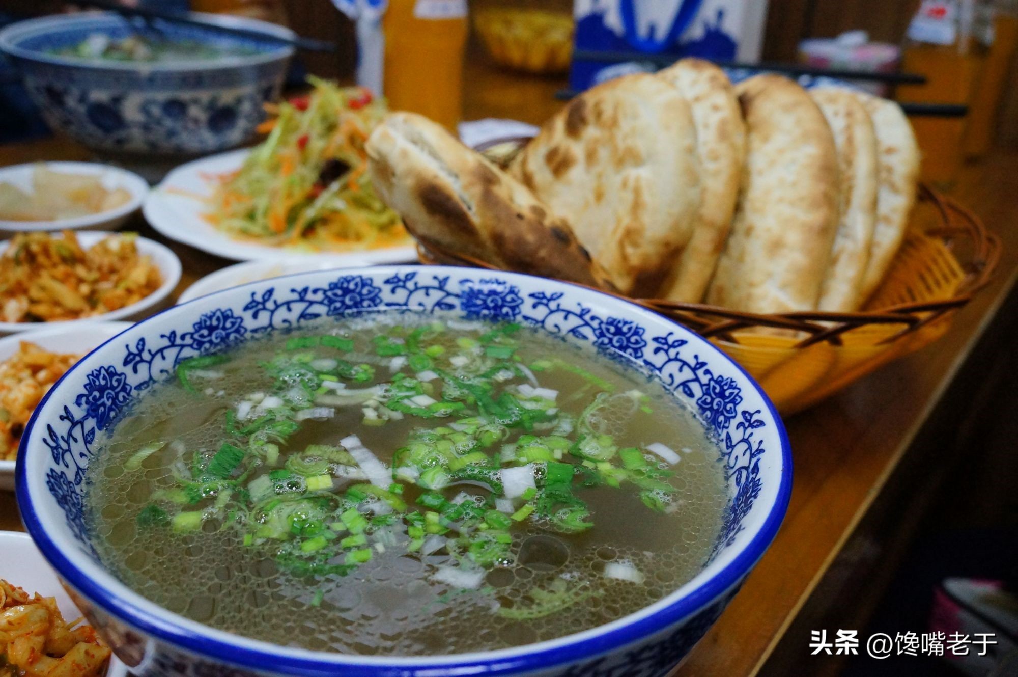 来西安吃美食推荐去哪里,来西安必吃的几样