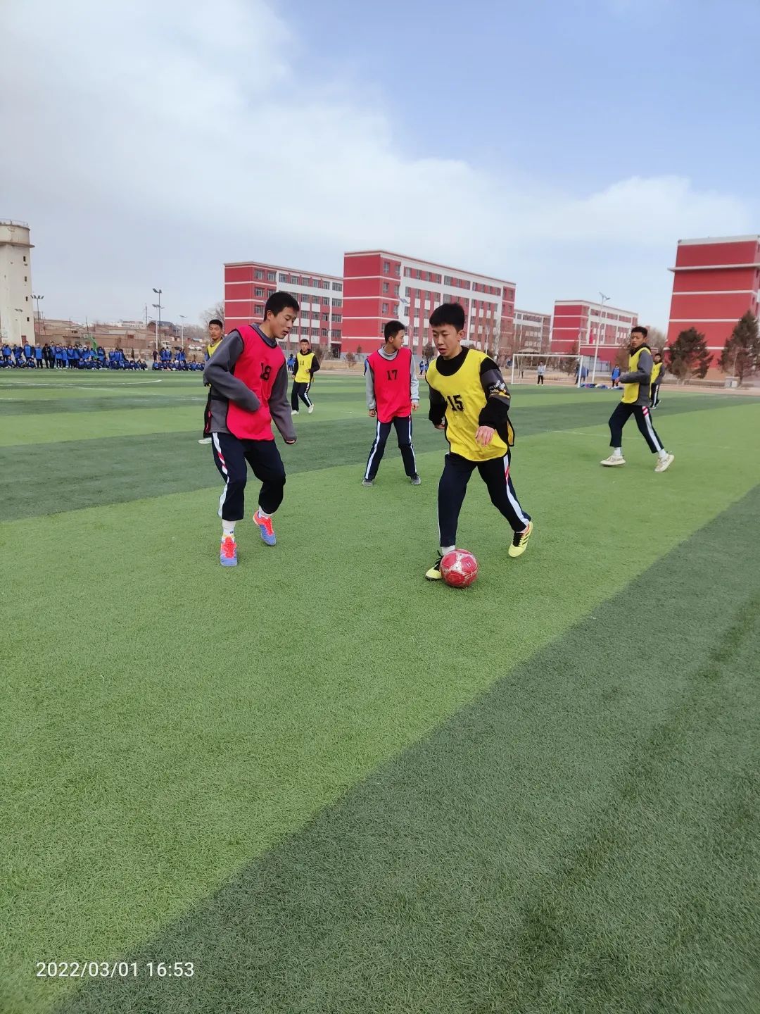 兰州市校园足球联赛高中,新区高级中学足球比赛