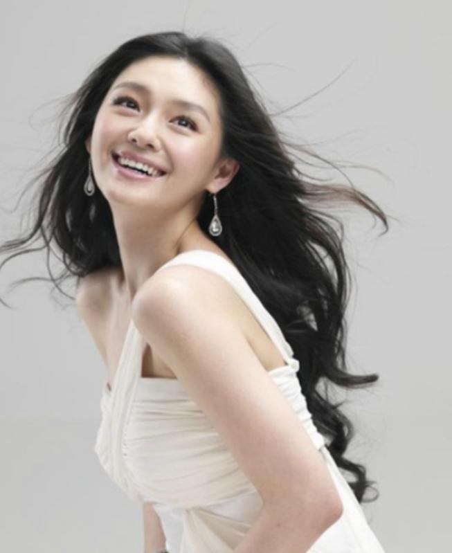 离婚7个月后生下孩子找前夫,离婚后大s情况如何