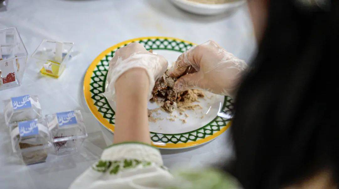 龙年新春闹沙迦，免签畅玩，行程全是精华！