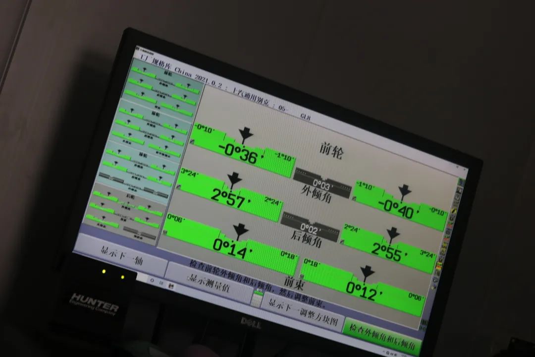 12款经典gl8车身翻新,怪兽修车老车翻新