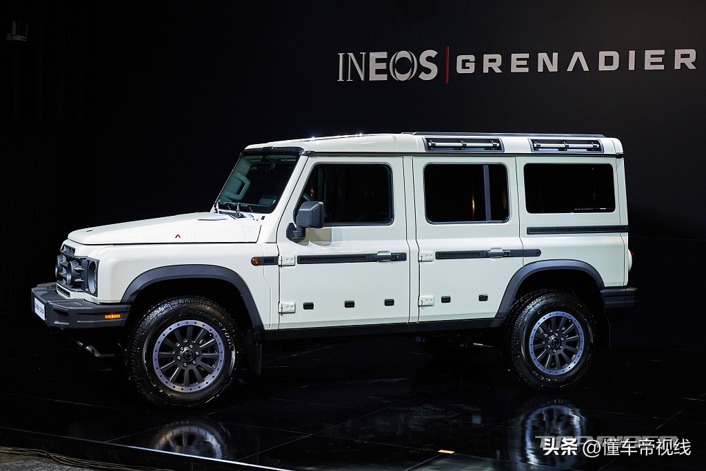 英力士掷弹兵落地价,英力士售价