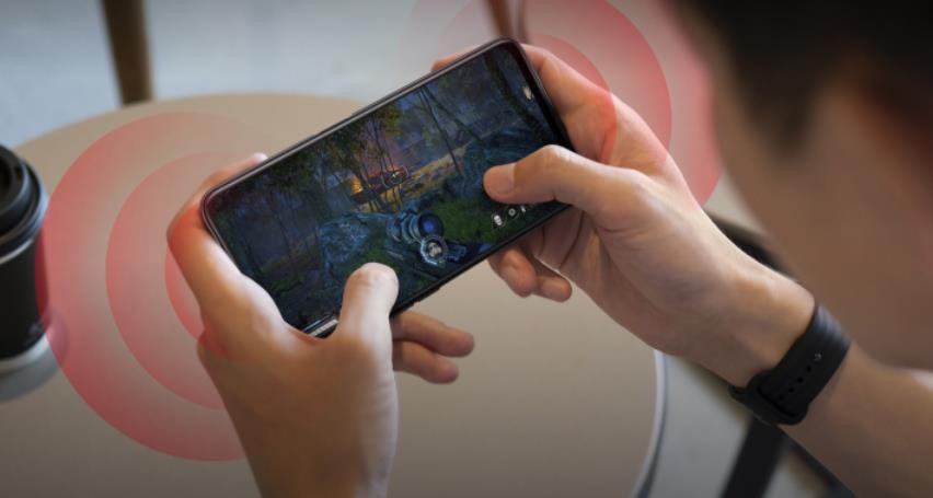 骁龙870和天玑8100哪个好一点,骁龙870与天玑8100哪个质量更好