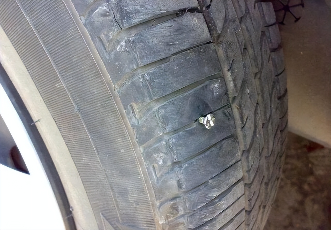 轮胎的侧面出现破损可以修补吗,轮胎的侧壁坏了能修补么