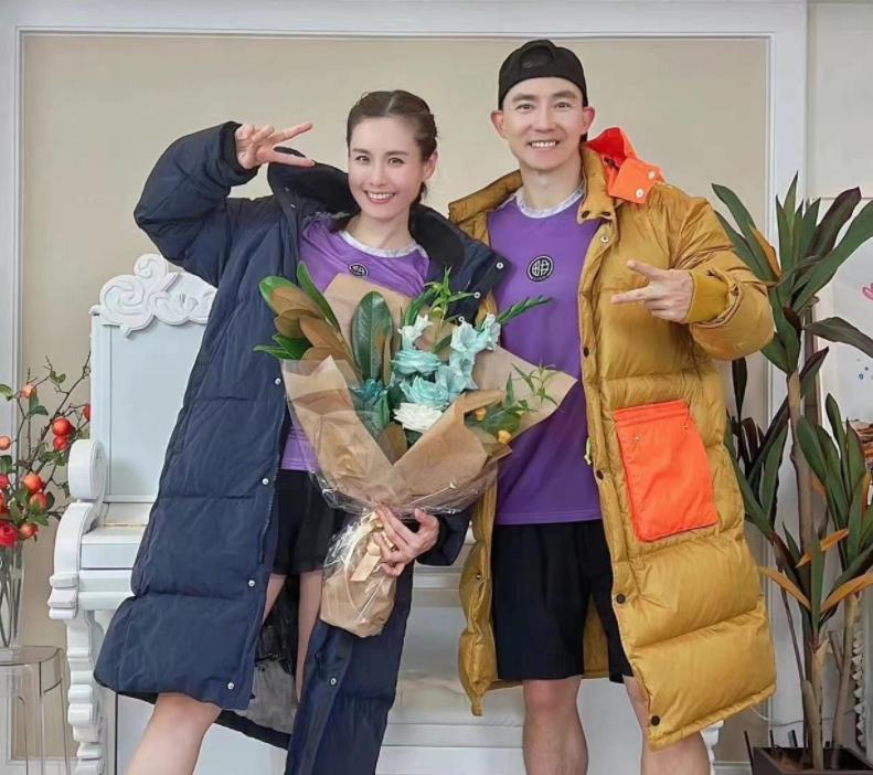 明星为何越来越高高在上？粉丝护着、团队兜底，不傲慢才怪