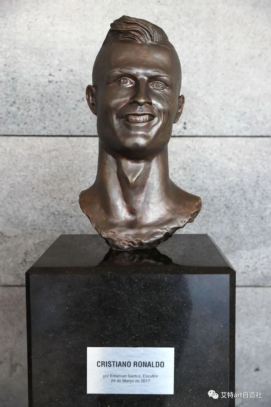 当足球球员成为特种兵,当足球运动员容易吗