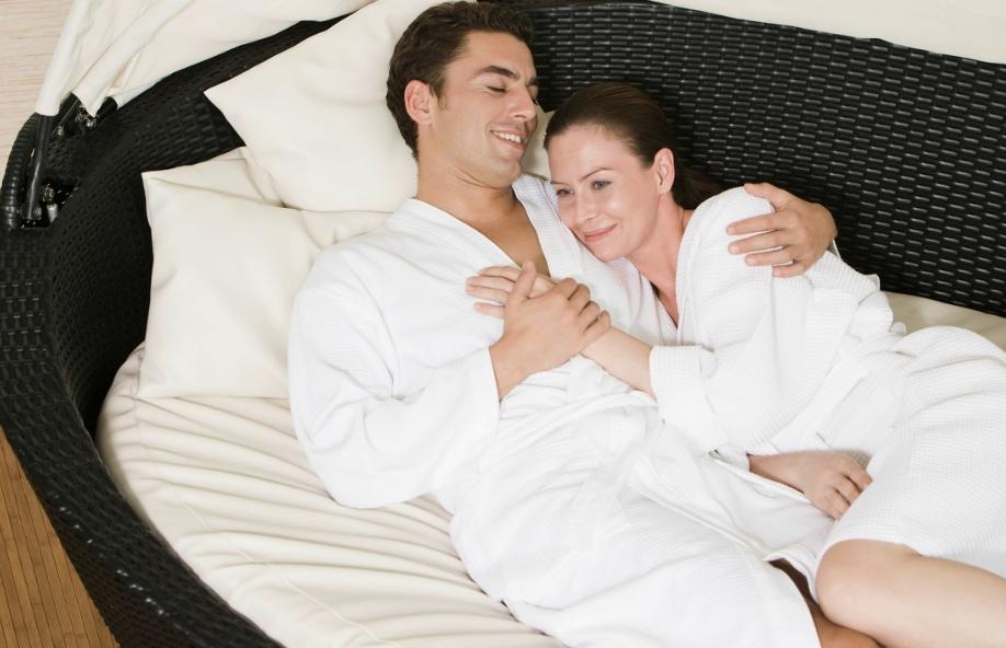 “办事”时用润滑剂，对夫妻双方有害吗？别害羞，男女都该了解下