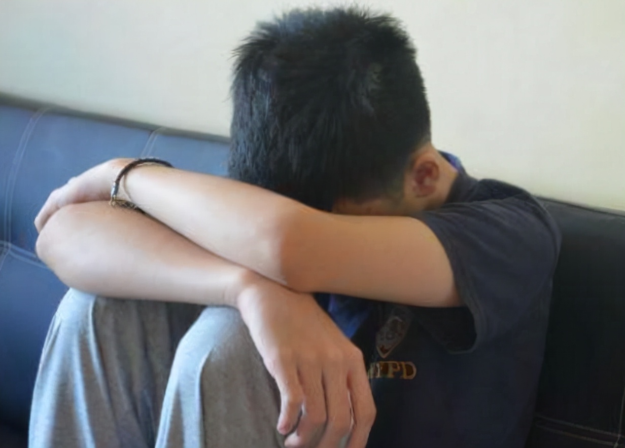 男孩能长到一米八有什么特征,男孩长到187会不会太高